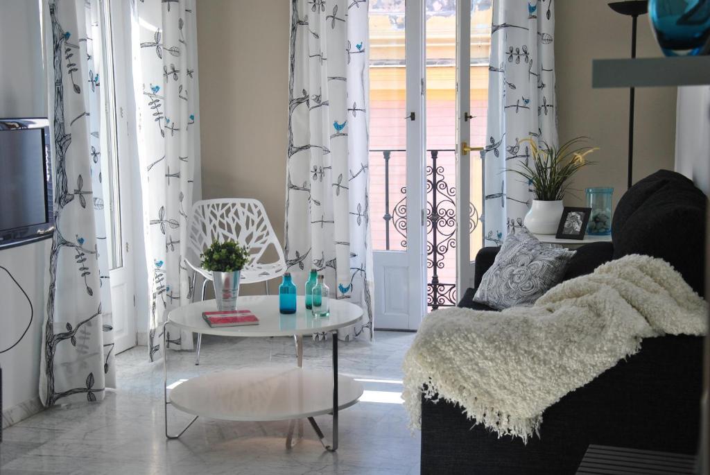 Iberflat Fabiola Apartment Seville Room photo