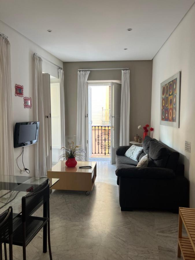 Iberflat Fabiola Apartment Seville Exterior photo